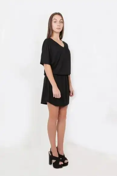 Petite Shoujou Dress in Black by Narrow Arrow :: BombPetite.com