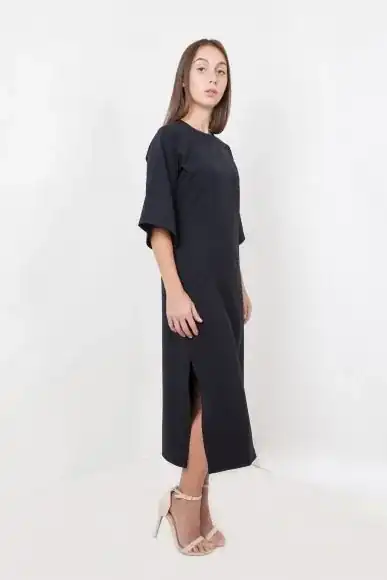 Petite Tomoto dress in navy by Narrow Arrow :: BombPetite.com